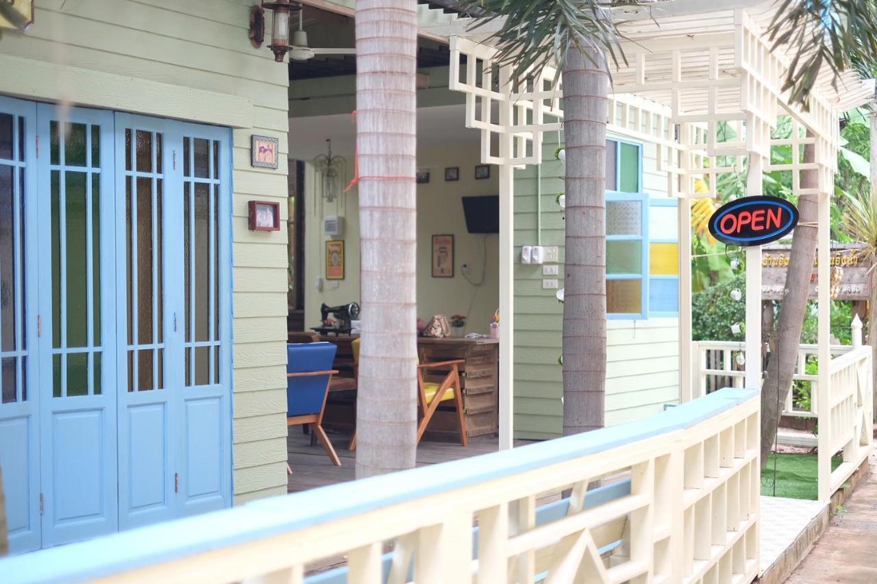 Roomquest Amphawa Floating Market Exterior foto
